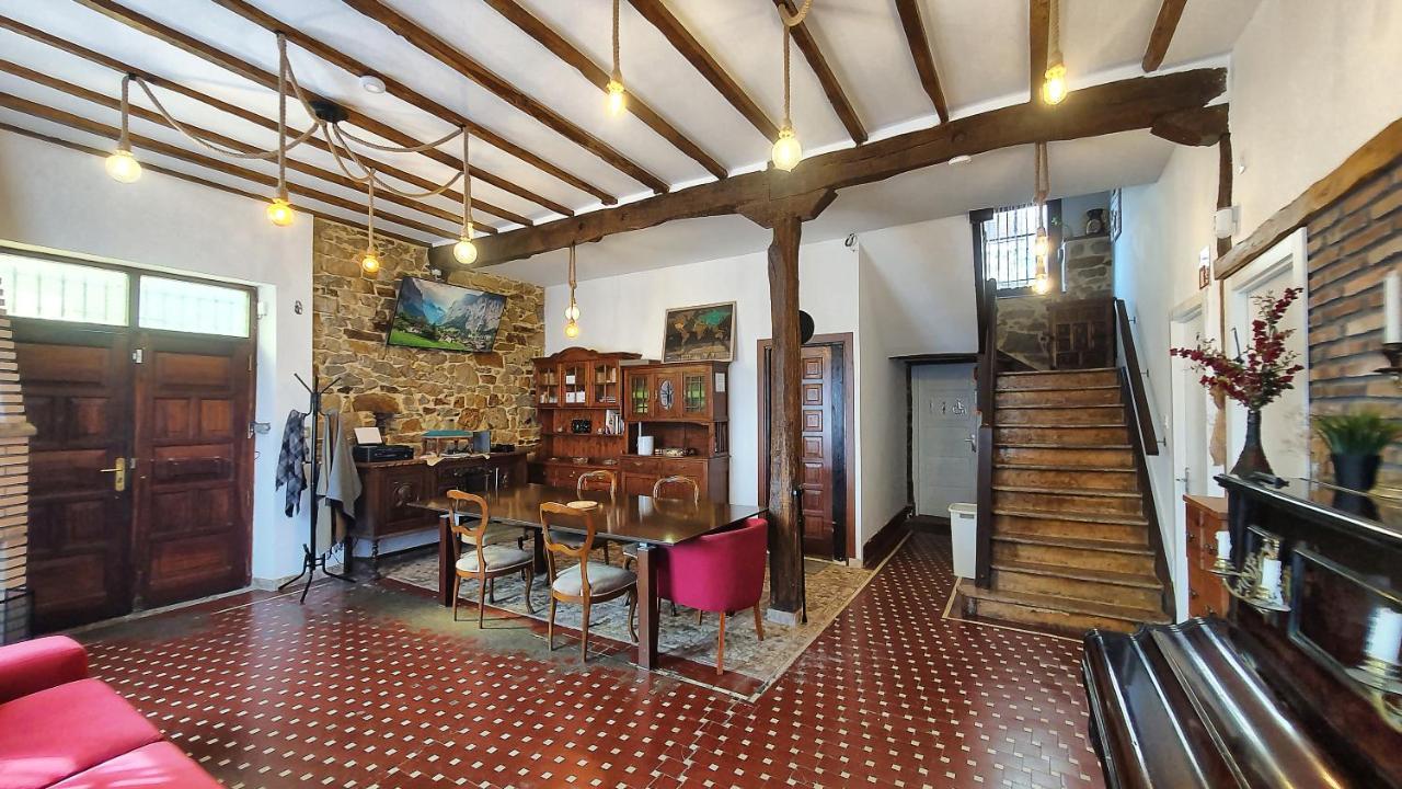 Habitación triple en caserío a 8km de Bilbao Galdácano Exterior foto